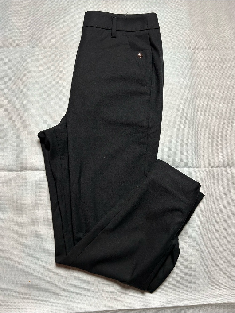 Kit and Ace black ankle dress pants size 2 with unique ankle zippers